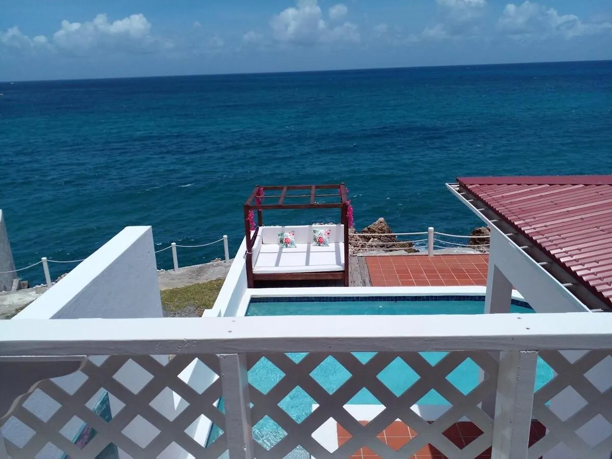 Oceanfront Villa Simpson Bay